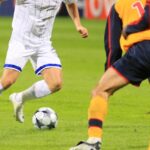 サッカー方向転換